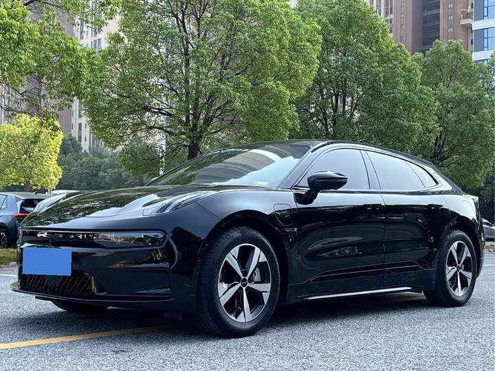 Фото 1 - Zeekr 001