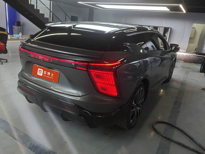 Фото 4 - HiPhi X