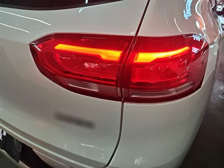 Фото 8 - Haval H6