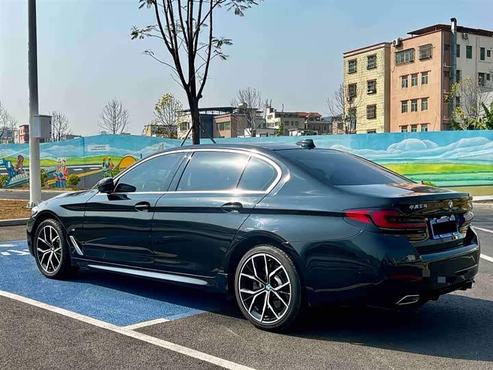 Фото 9 - BMW 5 Series