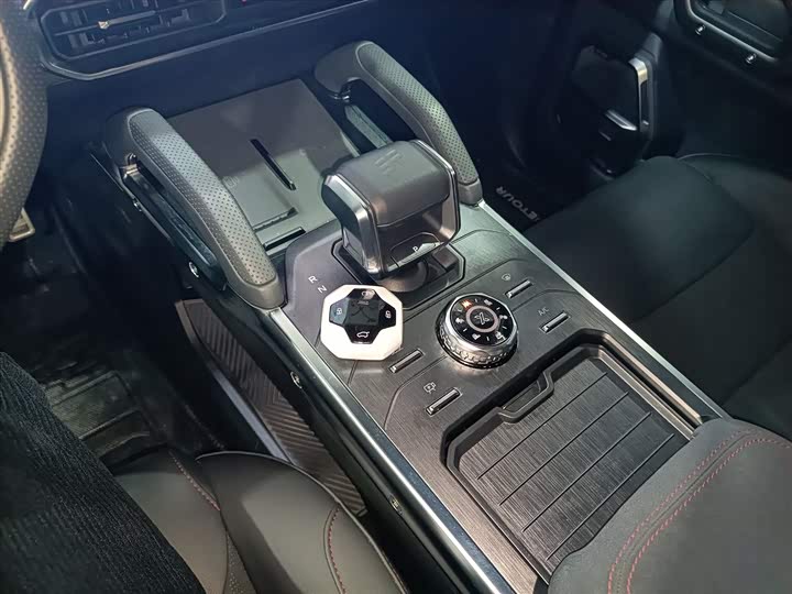 Фото 9 - Jetour T2