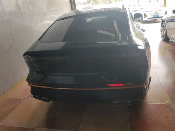 Фото 6 - Changan UNI-V