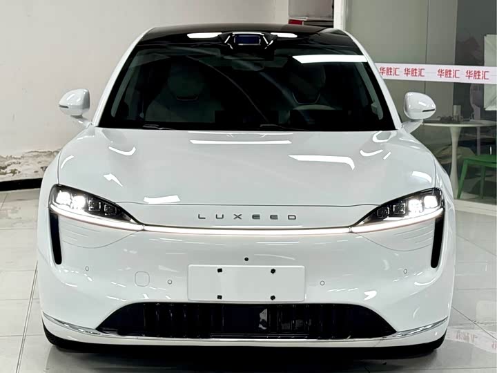 Фото 2 - Luxeed R7