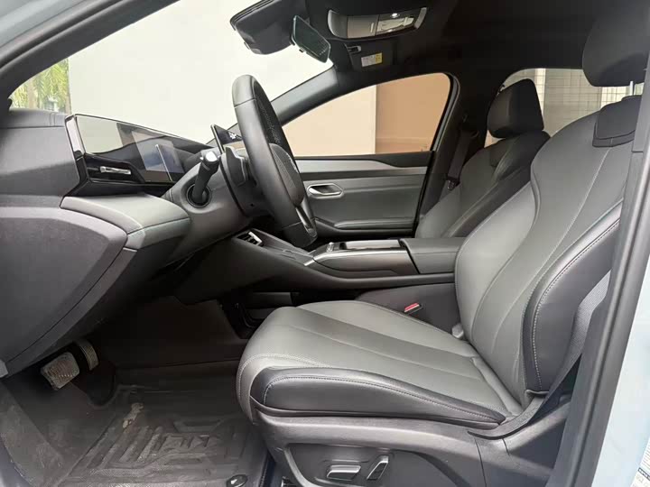 Фото 6 - BYD Qin L