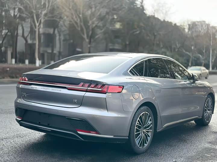 Фото 4 - BYD Han