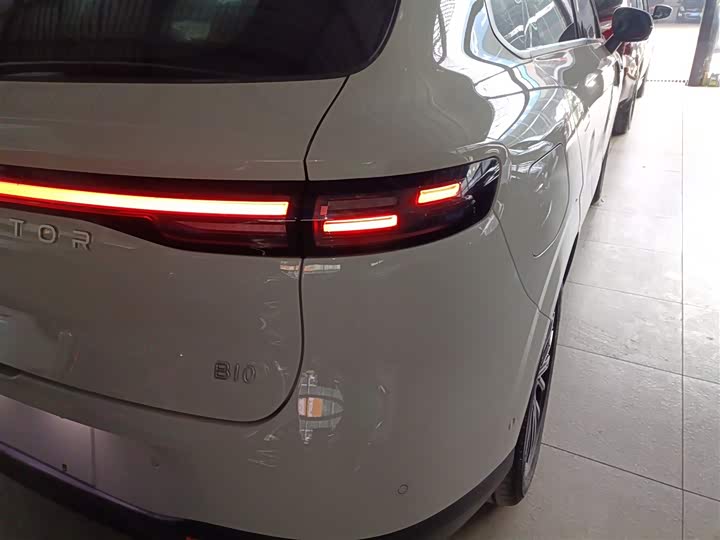 Фото 8 - Leapmotor B10