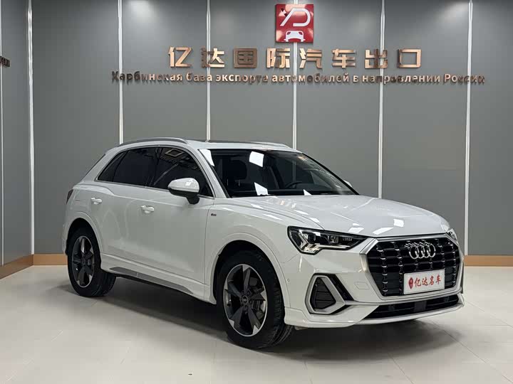 Фото 3 - Audi Q3