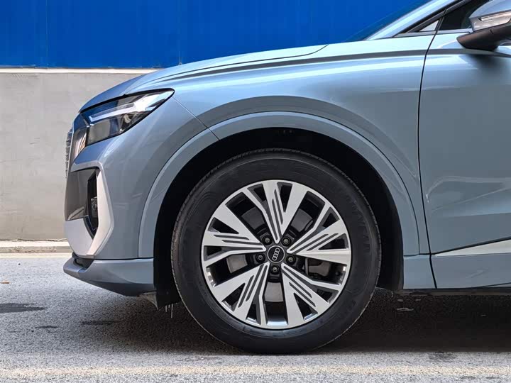 Фото 6 - Audi Q4 e-tron