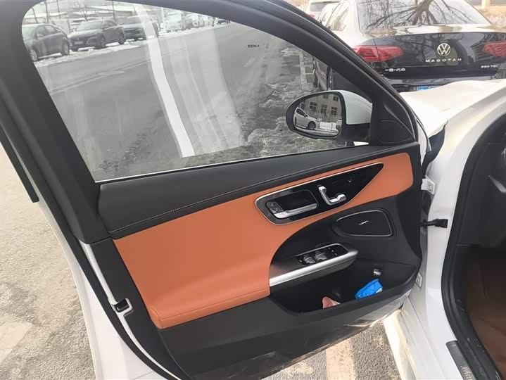 Фото 7 - Mercedes-Benz C-Class