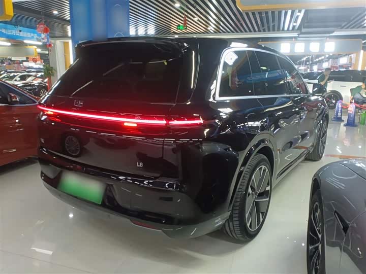 Фото 7 - LiXiang L8