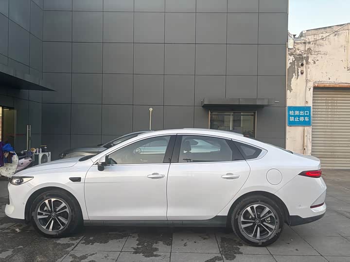 Фото 7 - BYD Qin Plus