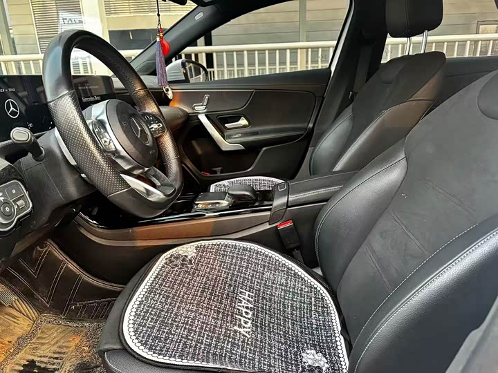 Фото 5 - Mercedes-Benz A-Class