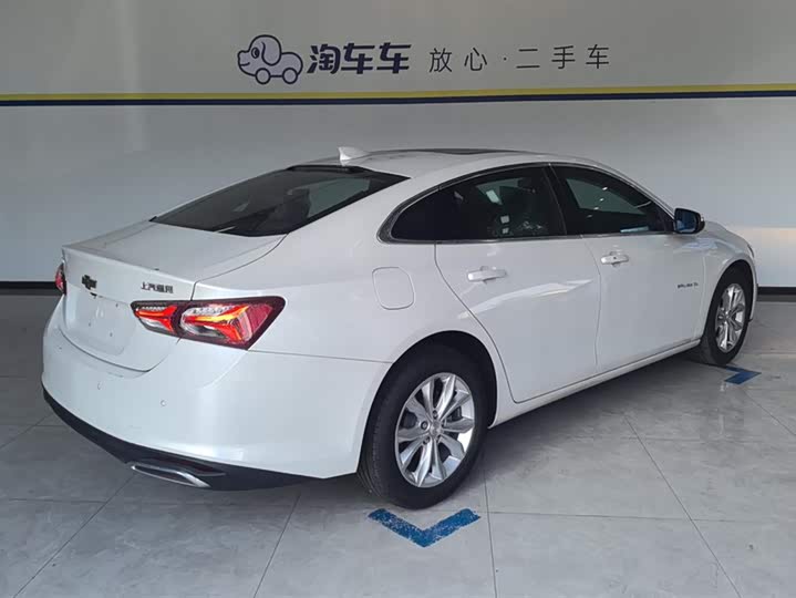 Фото 3 - Chevrolet Malibu XL