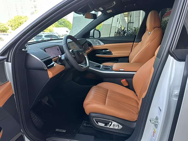 Фото 4 - XPeng G9