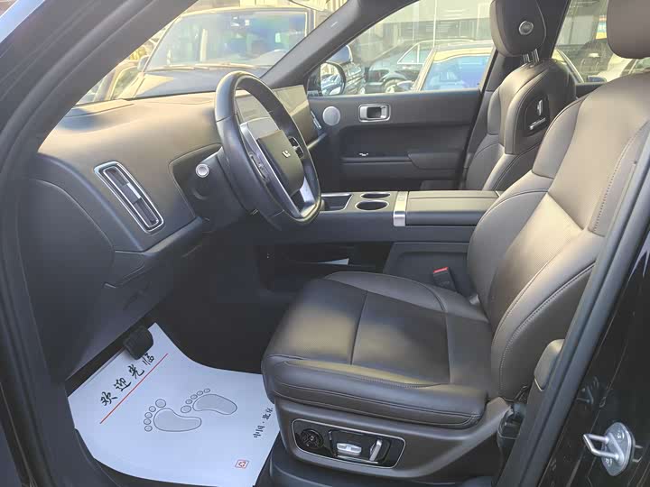 Фото 4 - LiXiang L9