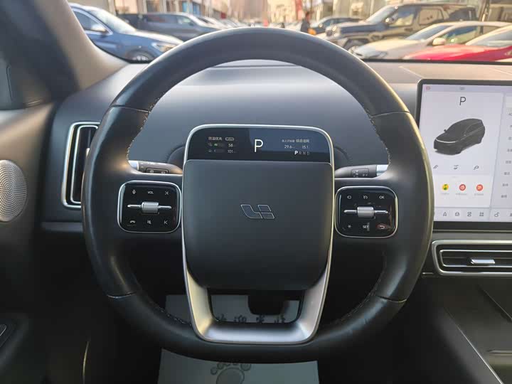 Фото 6 - LiXiang L9