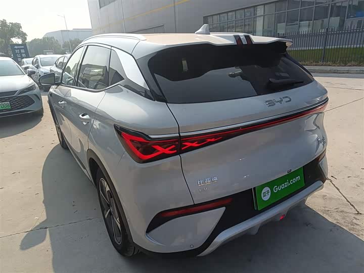 Фото 5 - BYD Yuan Plus