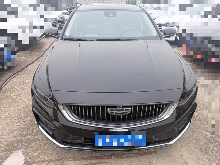 Фото 2 - Geely Preface