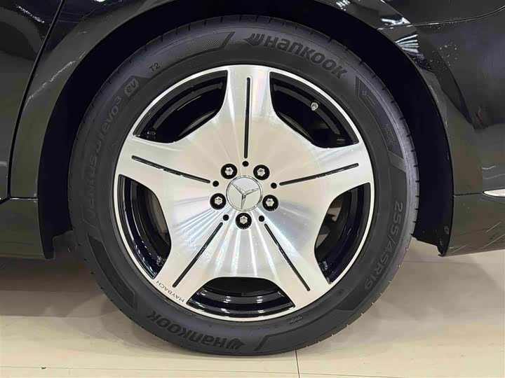Фото 5 - Mercedes-Benz Maybach S-Class