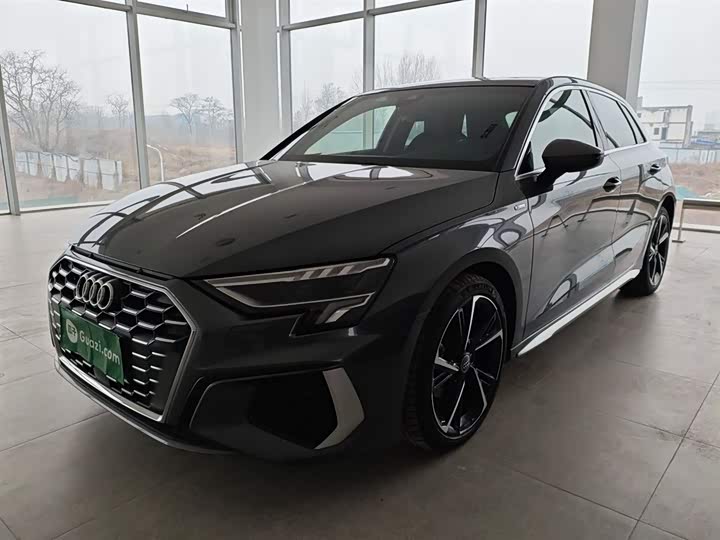 Фото 2 - Audi A3