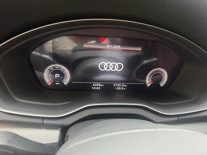 Фото 3 - Audi Q5L