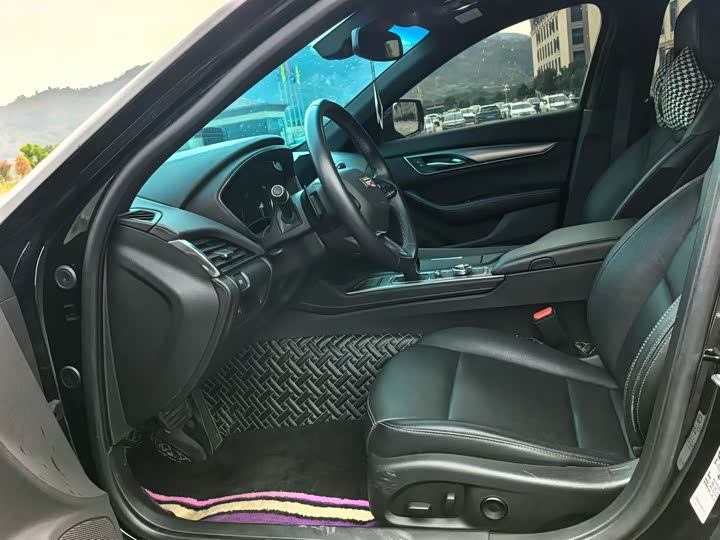 Фото 4 - Cadillac CT5