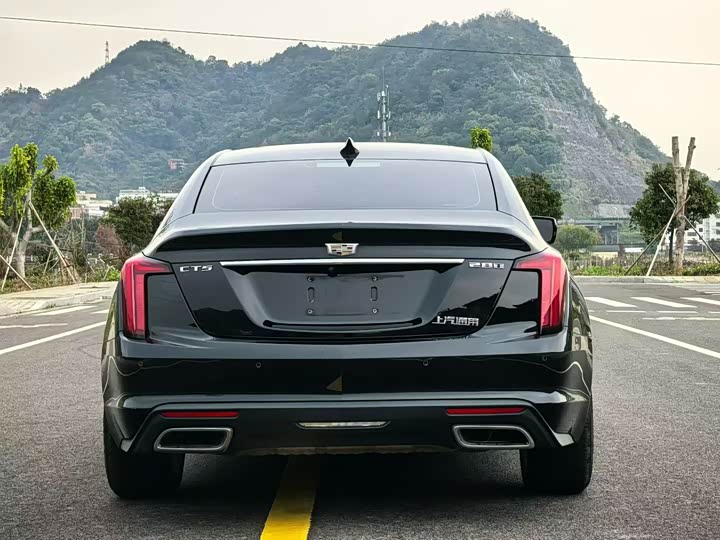 Фото 9 - Cadillac CT5