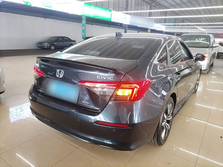 Фото 7 - Honda Civic