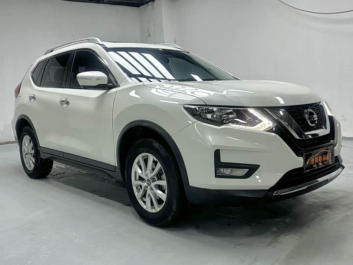 Фото 1 - Nissan X-Trail