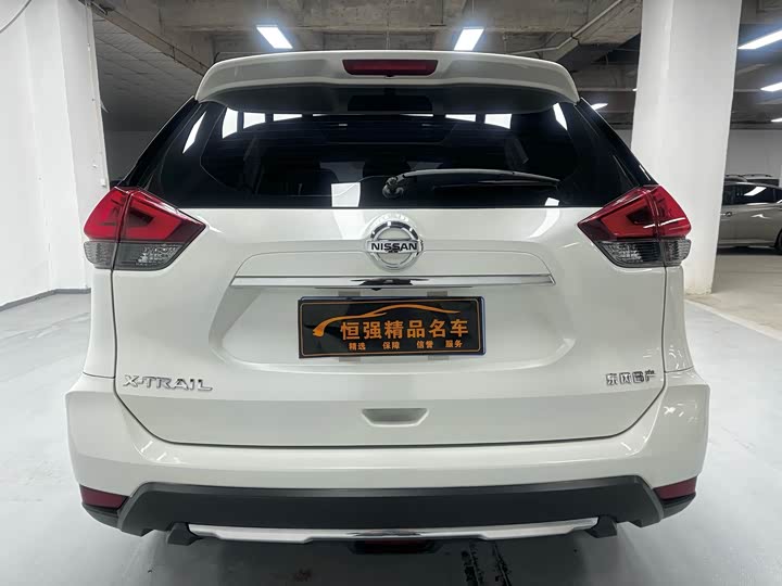 Фото 9 - Nissan X-Trail