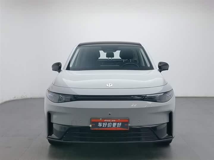 Фото 3 - Leapmotor C10