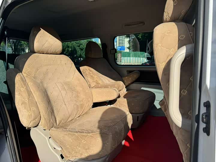 Фото 6 - Dongfeng Forthing Lingzhi M5 EV