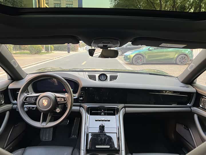 Фото 6 - Porsche Panamera