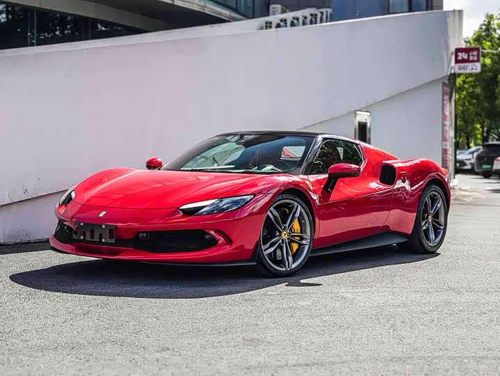 Фото 1 - Ferrari 296