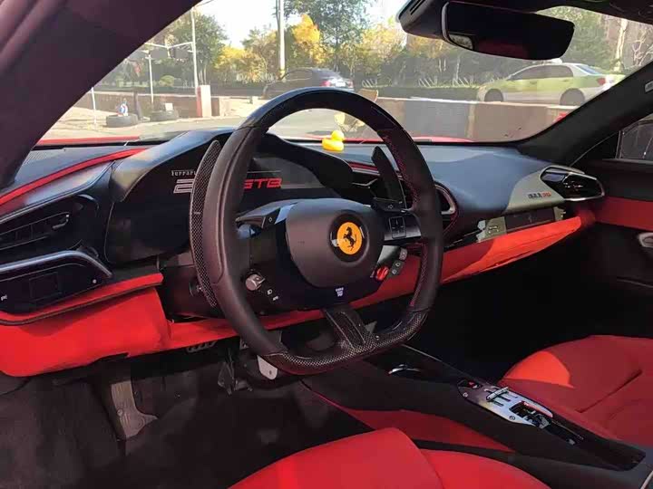 Фото 8 - Ferrari 296