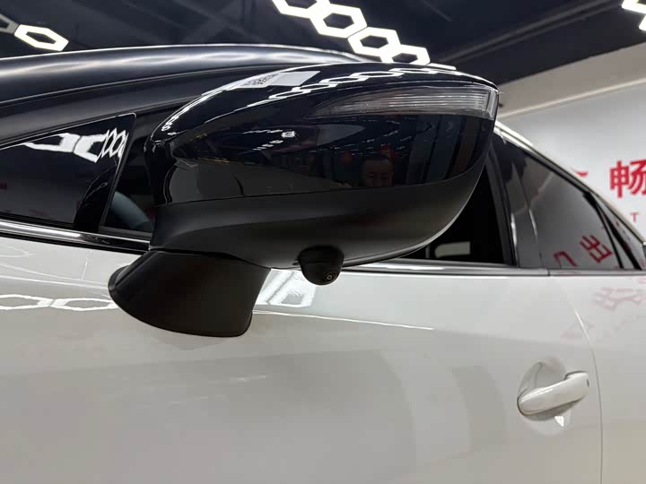 Фото 9 - Mazda CX-4