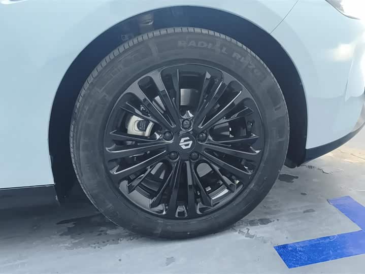 Фото 6 - Leapmotor C01