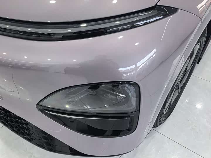 Фото 3 - XPeng G6