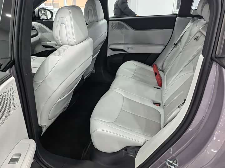 Фото 7 - XPeng G6