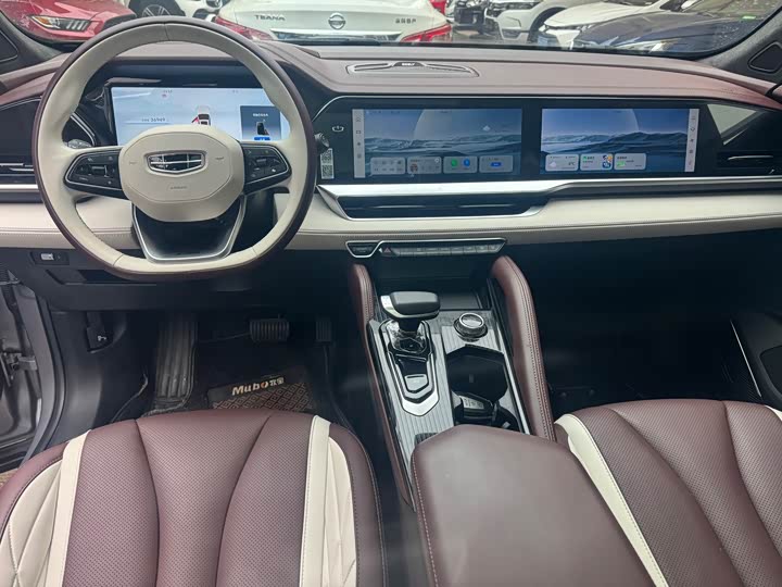 Фото 9 - Geely Monjaro