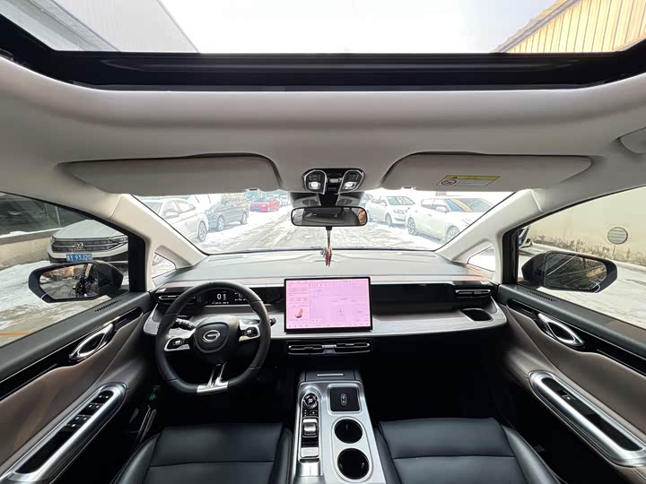 Фото 9 - GAC Trumpchi E8