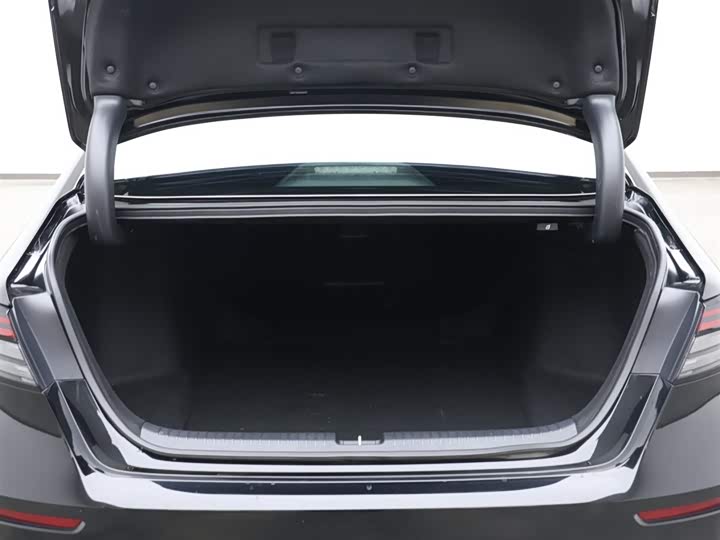 Фото 8 - Honda Accord