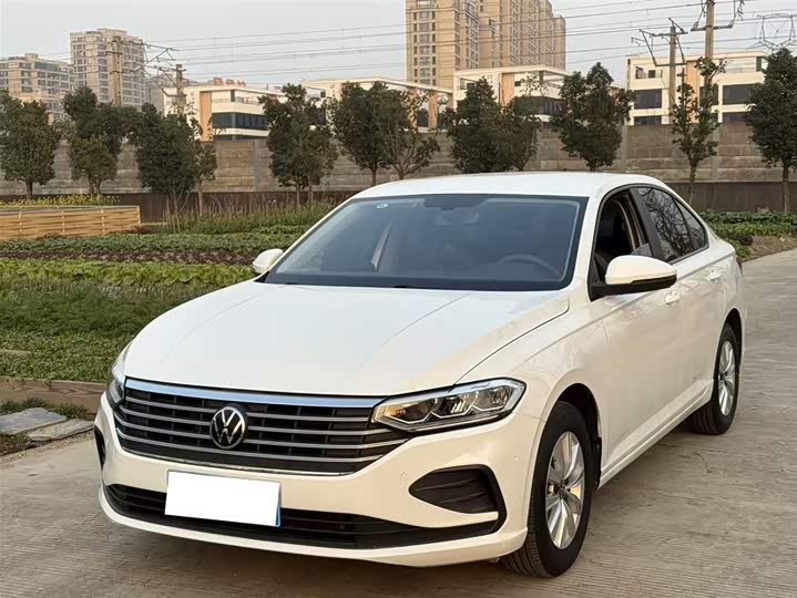 Фото 1 - Volkswagen Lavida