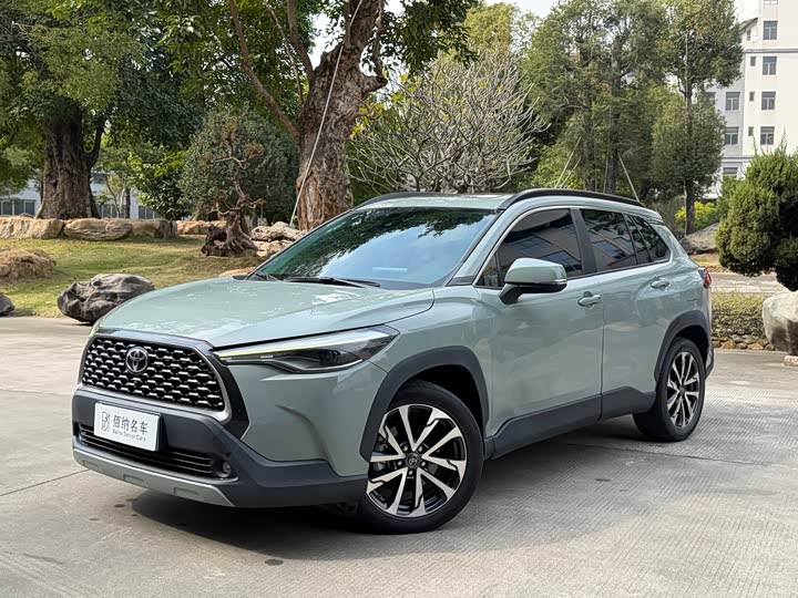 Фото 1 - Toyota Corolla Cross