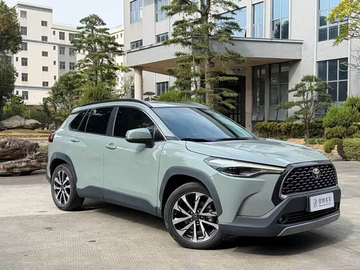 Фото 3 - Toyota Corolla Cross