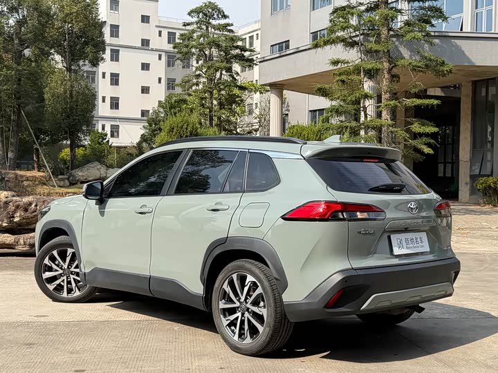 Фото 7 - Toyota Corolla Cross