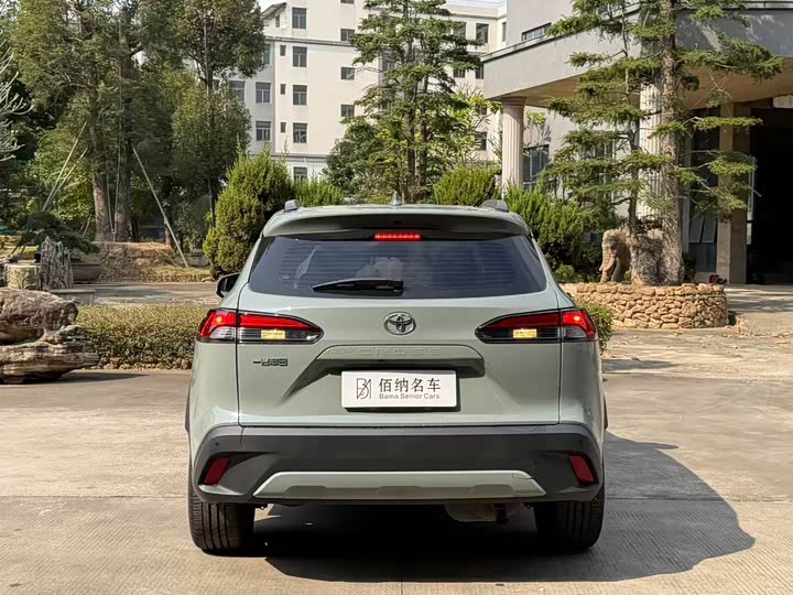 Фото 8 - Toyota Corolla Cross