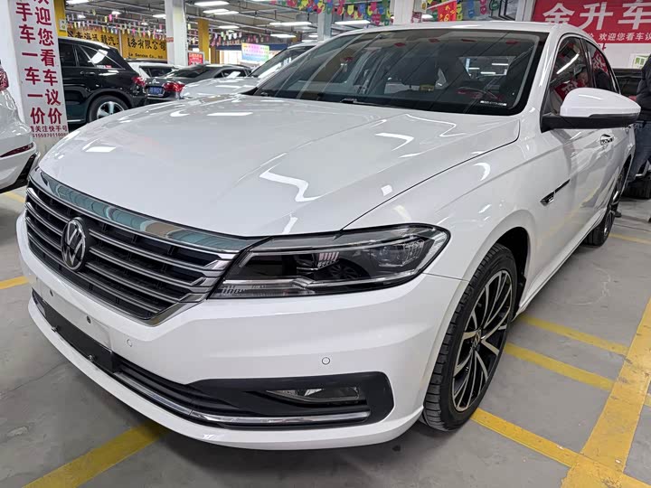 Фото 1 - Volkswagen Lavida