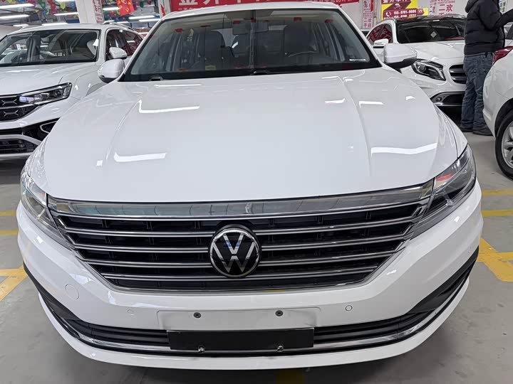 Фото 2 - Volkswagen Lavida