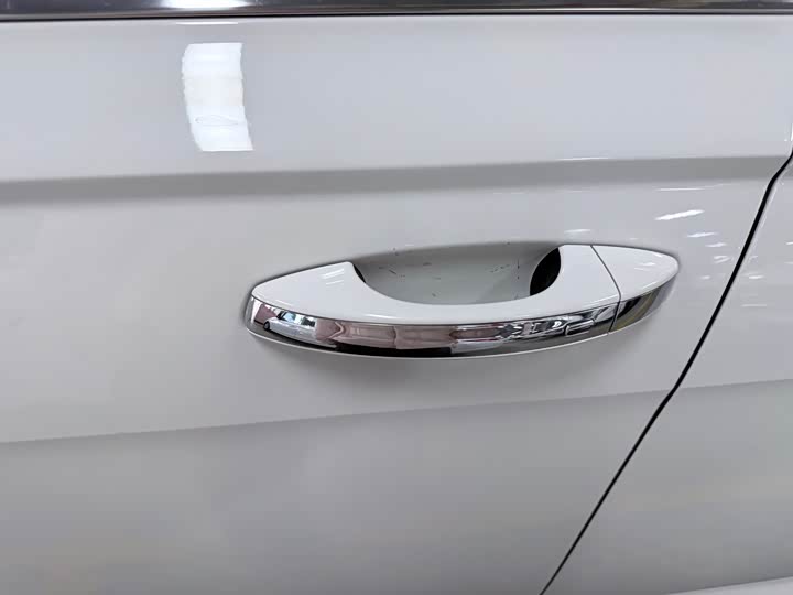 Фото 7 - Volkswagen Lavida